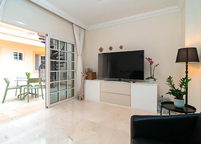 Beautiful 2 Bedroom Penthouse Terrazas Del Duque * Costa Adeje (Tenerife)