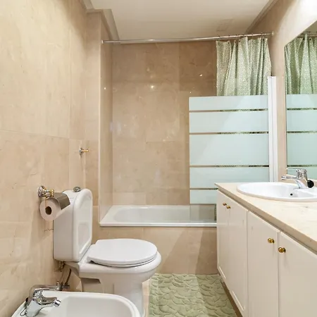 Beautiful 2 Bedroom Penthouse Terrazas Del Duque 아파트