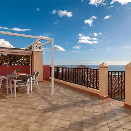 Beautiful 2 Bedroom Penthouse Terrazas Del Duque 아파트 *