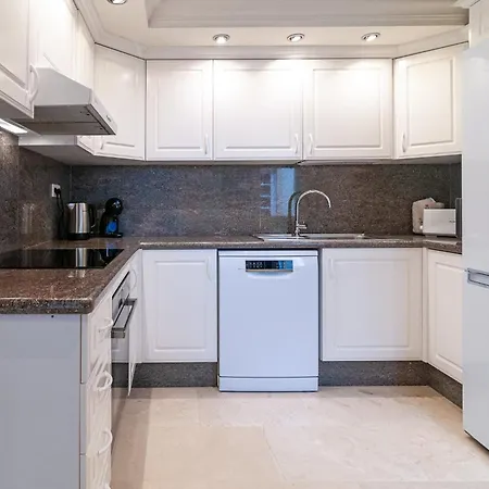 아파트 Beautiful 2 Bedroom Penthouse Terrazas Del Duque